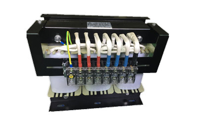 安裝三相變壓器時要注意什么事情？